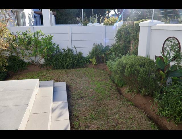 1 bed property to rent in ROSEBANK